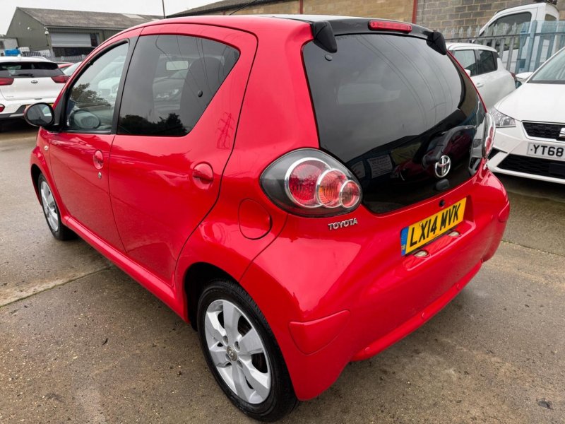 TOYOTA AYGO