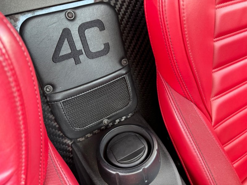 ALFA ROMEO 4C