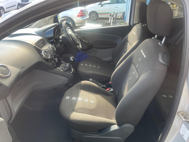 FORD KA