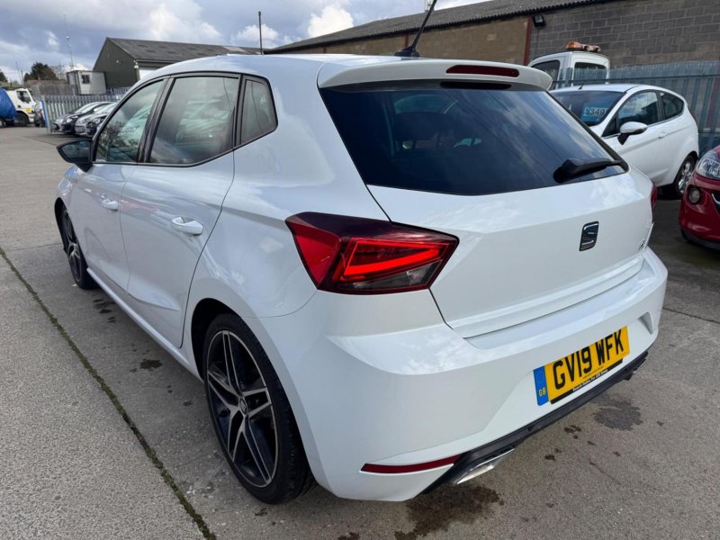 SEAT IBIZA