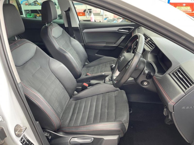 SEAT IBIZA