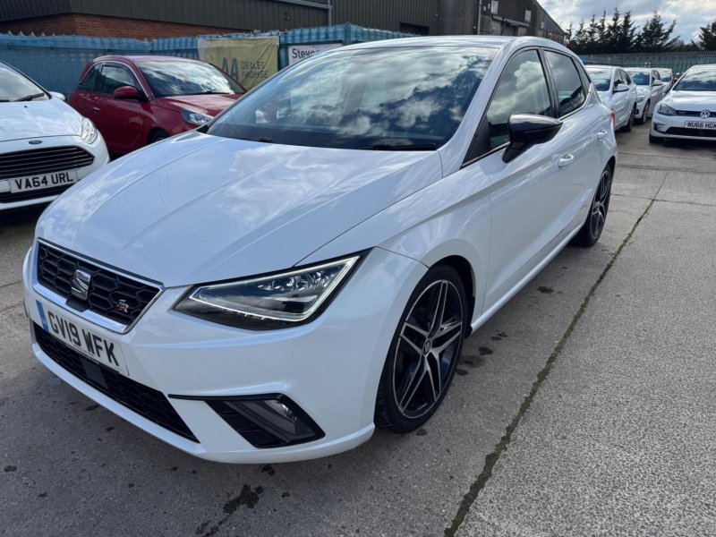 SEAT IBIZA