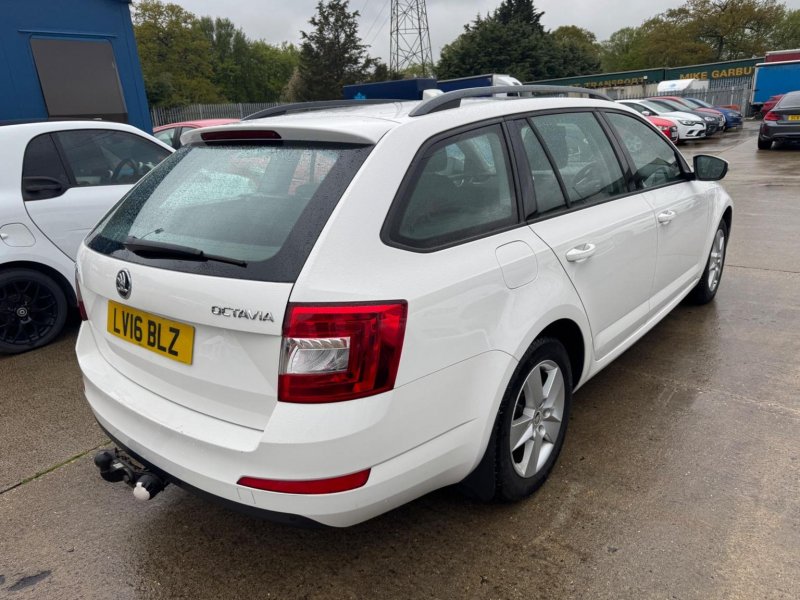 SKODA OCTAVIA