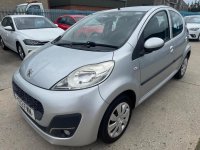 PEUGEOT 107