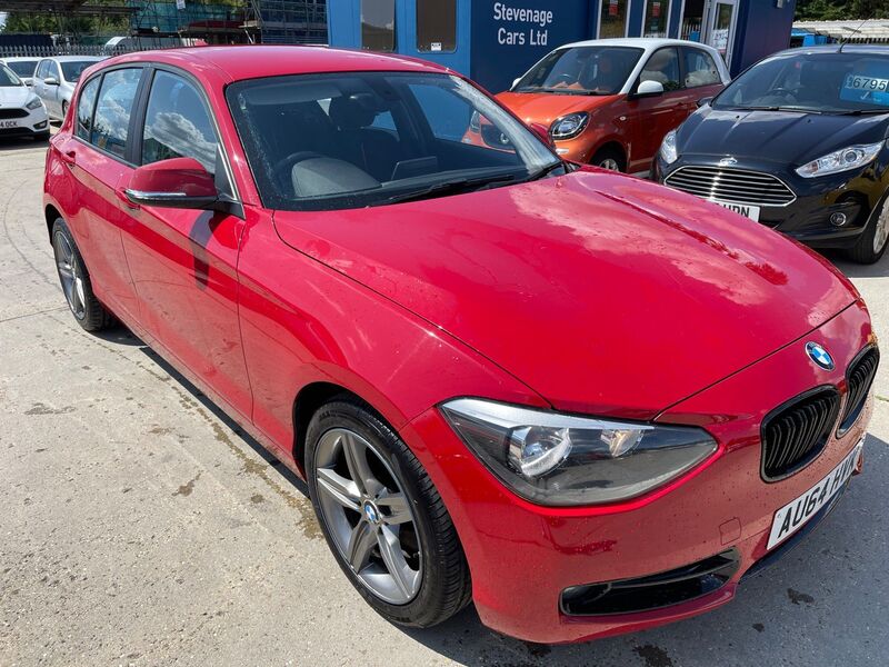 BMW 1 SERIES
